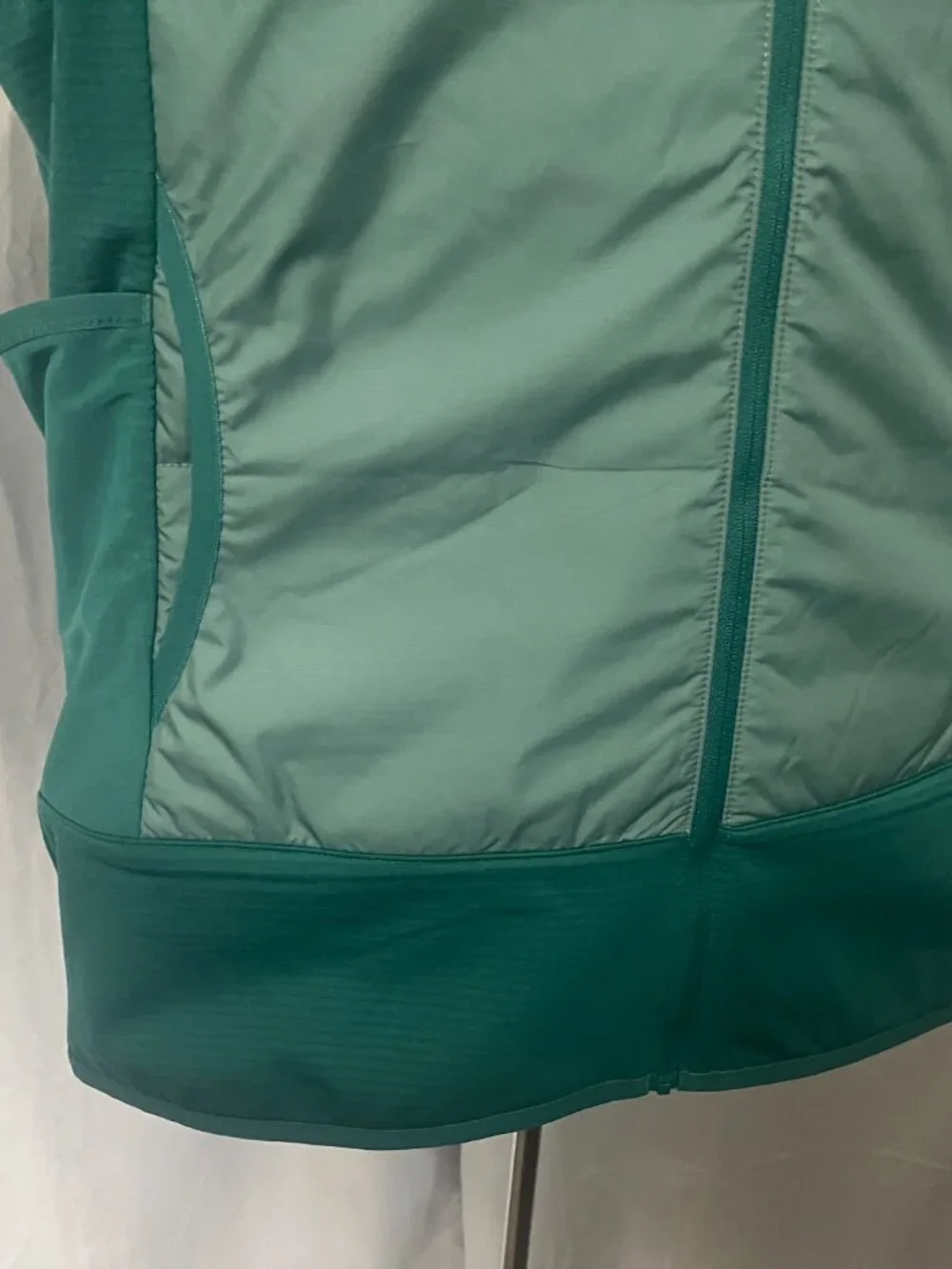 🏔️ The North Face Men's Green Full Zip Running Jacket Medium M 🌲